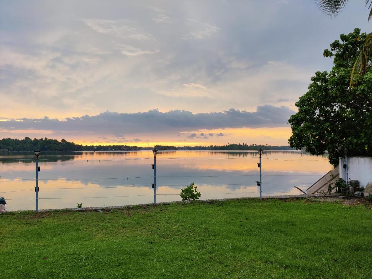 Apartament Wind &Waves Kollam Zewnętrze zdjęcie