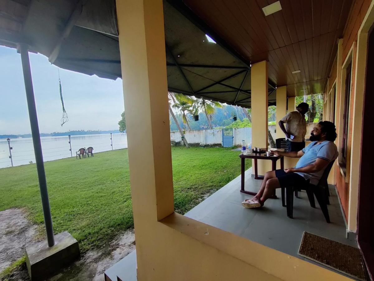 Apartament Wind &Waves Kollam Zewnętrze zdjęcie