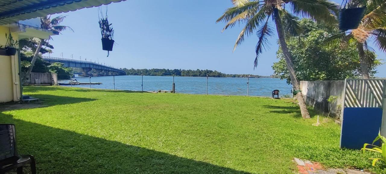 Apartament Wind &Waves Kollam Zewnętrze zdjęcie